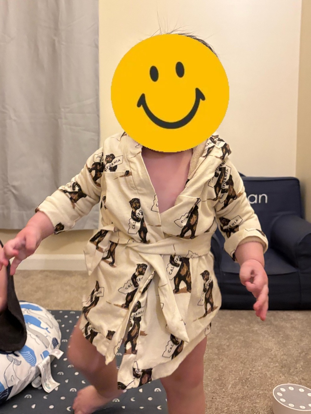 Kate Quinn California Bear Robe and sun hat toddler 12-24 mo